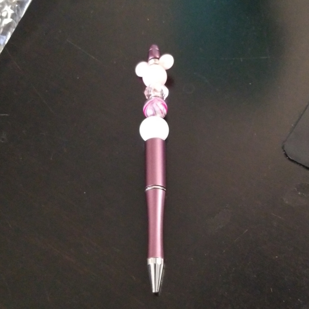 Beaded pen